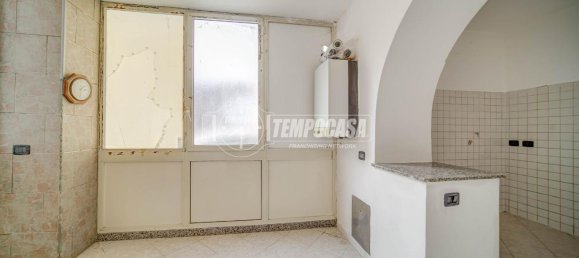 3 rooms Apartment in Cairate, Italy No. 11607 7