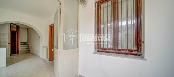 3 rooms Apartment in Cairate, Italy No. 11607 22