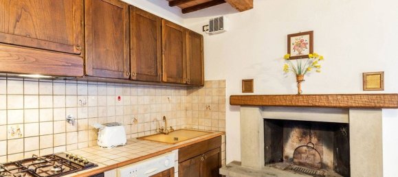 31 bedroom Villa in Tuoro sul Trasimeno, Italy No. 309832 23