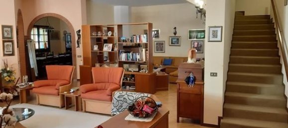 14-salle Villa à Vittoria, Italy No. 194278 47