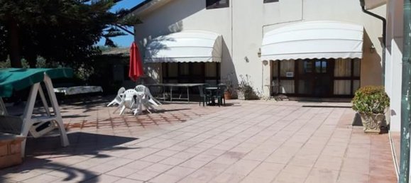 14-salle Villa à Vittoria, Italy No. 194278 21