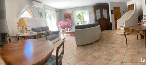 2 Schlafzimmer Haus in La Ciotat, France, Nr. 356332 2