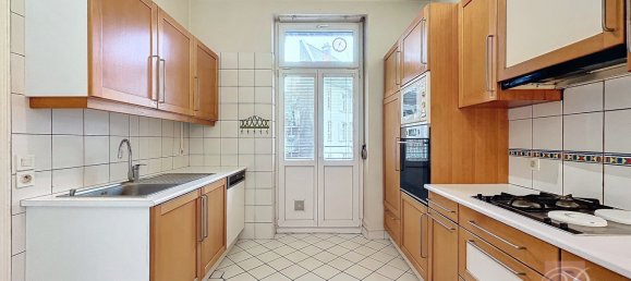 3 bedrooms Apartment in Strasbourg, France No. 230210 16