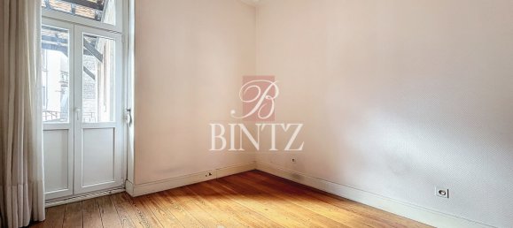 3 bedrooms Apartment in Strasbourg, France No. 230210 11