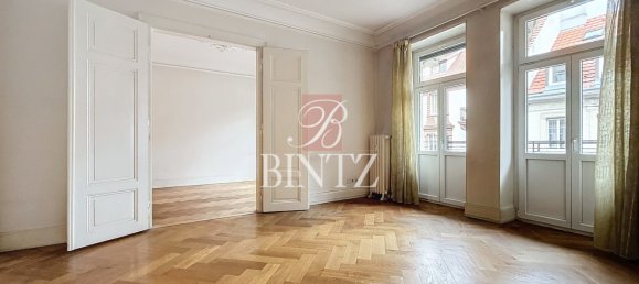 3 bedrooms Apartment in Strasbourg, France No. 230210 8