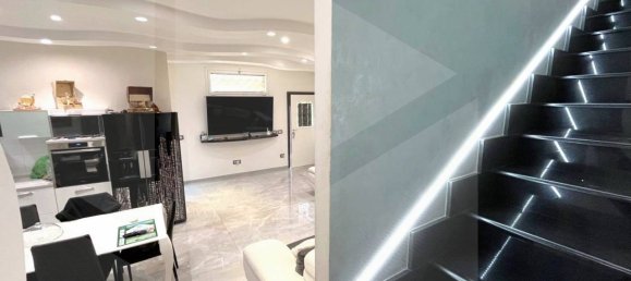 3 rooms Villa in Rome, Italy No. 19667 16