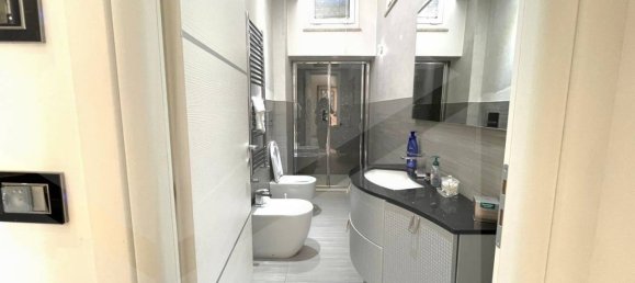 3 rooms Villa in Rome, Italy No. 19667 10