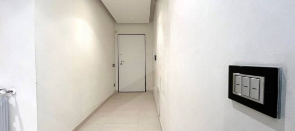 3 rooms Villa in Rome, Italy No. 19667 20