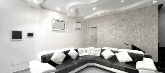 3 rooms Villa in Rome, Italy No. 19667 8