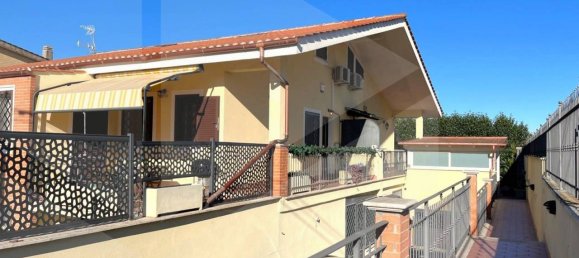 3 rooms Villa in Rome, Italy No. 19667 2