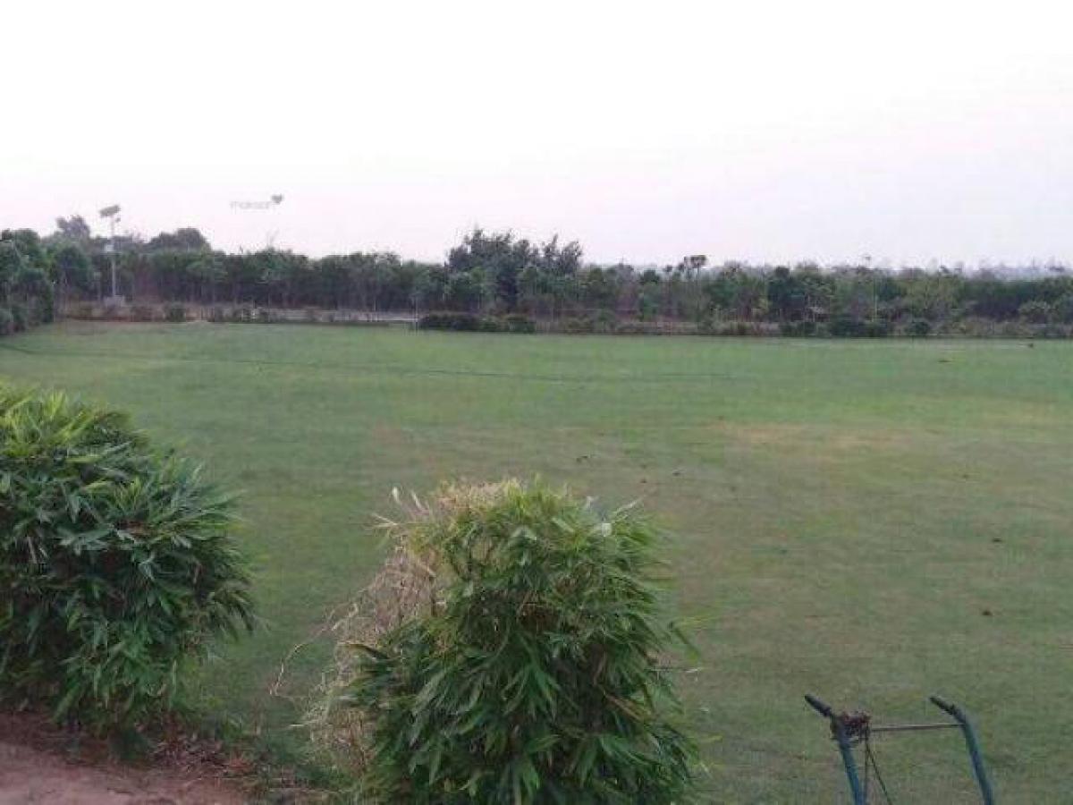  Land in Gurgaon, India No. 35907