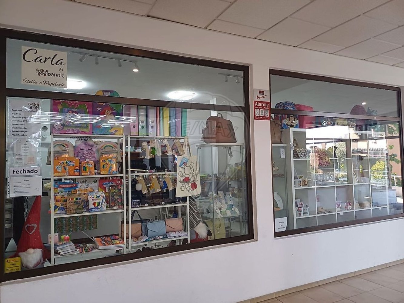 36m² Commercial property in Senhora da Hora, Portugal No. 271930