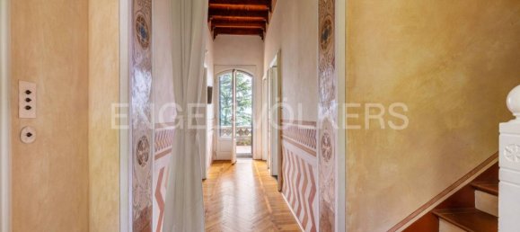 5 bedrooms Villa in Varese, Italy No. 63824 22