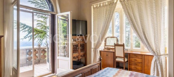 5 bedrooms Villa in Varese, Italy No. 63824 27
