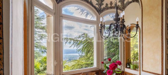 5 bedrooms Villa in Varese, Italy No. 63824 17