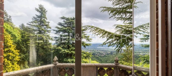 5 bedrooms Villa in Varese, Italy No. 63824 29