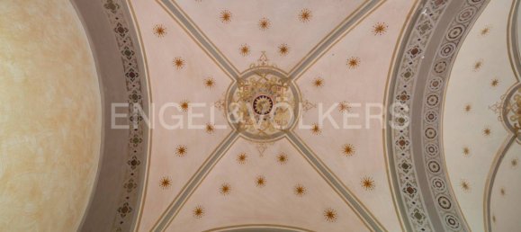 5 bedrooms Villa in Varese, Italy No. 63824 5