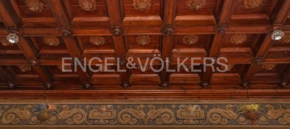 5 bedrooms Villa in Varese, Italy No. 63824 6