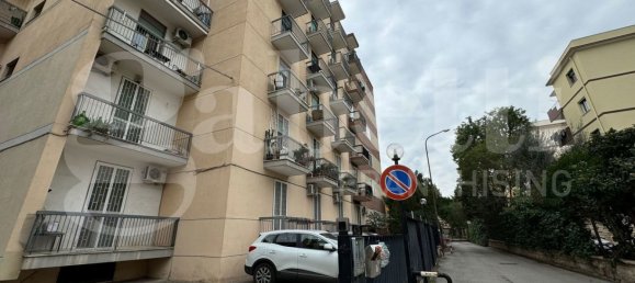 4 chambres Appartement à Bari, Italy No. 171522 25