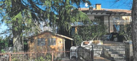 7-salle Appartement à Vallefoglia, Italy No. 96618 5