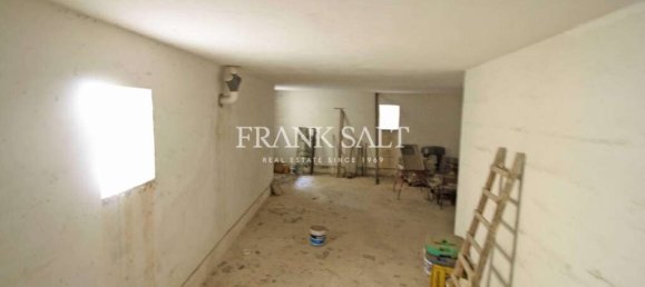 Tienda en Tarxien, Malta 85 m² No. 12697 2