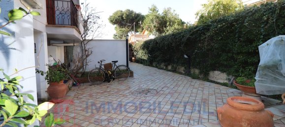 6 rooms Villa in Santa Marinella, Italy No. 62320 9