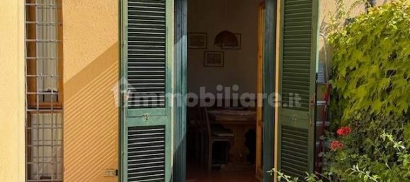 3 Schlafzimmer Haus in Fiesole, Italy, Nr. 375649 40