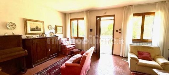 3 Schlafzimmer Haus in Fiesole, Italy, Nr. 375649 10