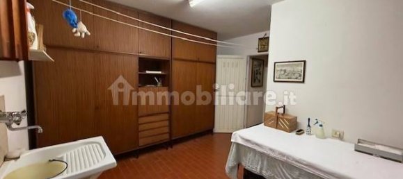 3 Schlafzimmer Haus in Fiesole, Italy, Nr. 375649 48