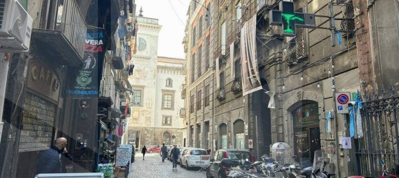 1 room Building in Naples, Italy No. 34510 7