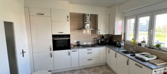 3 bedrooms House in Saint-Louis, France No. 73889 5