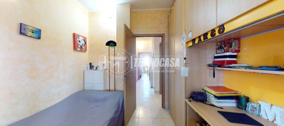 Квартира с 3 спальнями в Lizzanello, Италия № 197240 3