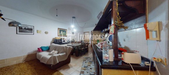 Квартира с 3 спальнями в Lizzanello, Италия № 197240 14