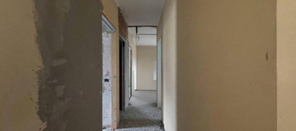 5 rooms Apartment in Moncalieri, Italy No. 140469 35