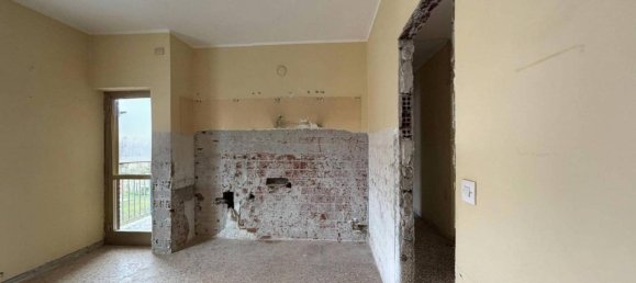 5 rooms Apartment in Moncalieri, Italy No. 140469 15