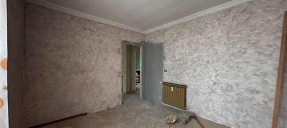 5 rooms Apartment in Moncalieri, Italy No. 140469 46