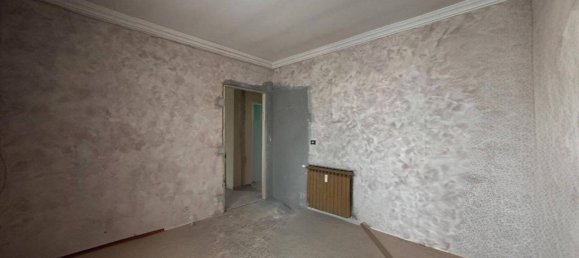 5 rooms Apartment in Moncalieri, Italy No. 140469 22