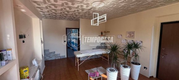 2 bedrooms Apartment in Asti, Italy No. 284114 3