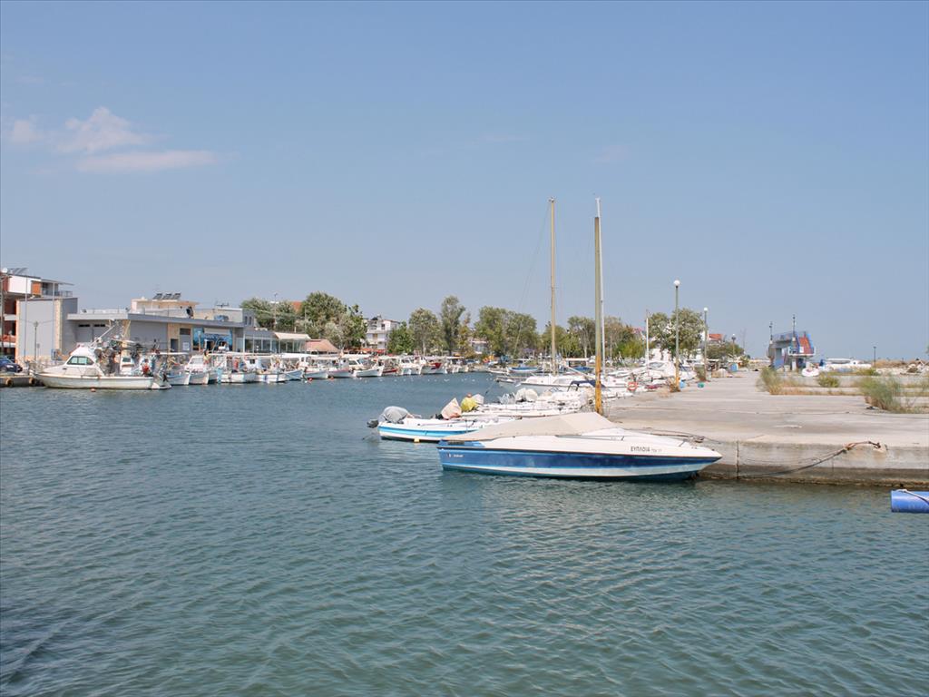 450m² Hotel in Katerini, Greece No. 5940