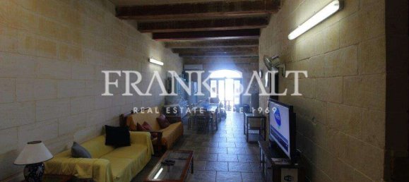 5 غرف نوم منزل في San Lawrenz, Malta رقم 516 9