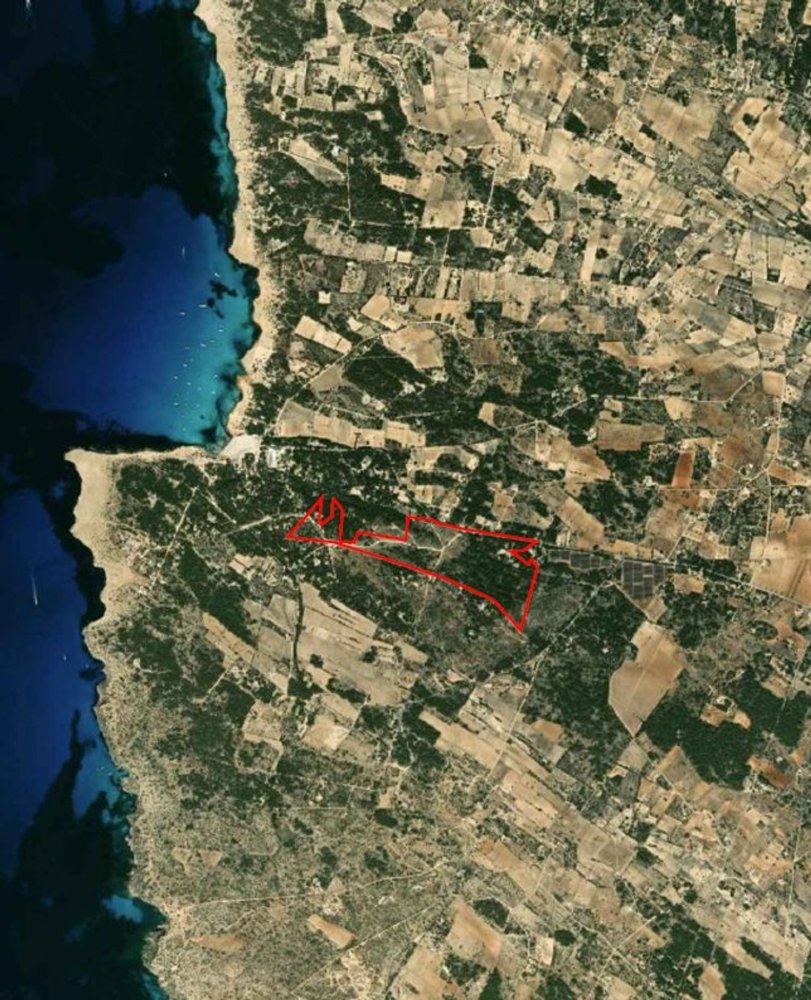  Land in Formentera, Spain No. 187207