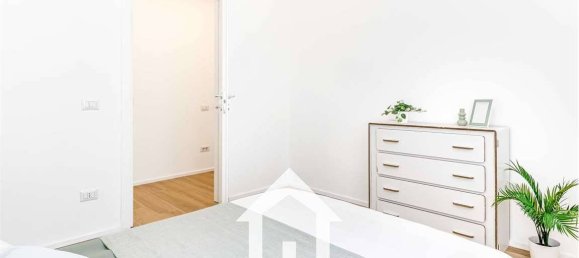 2 Schlafzimmer Wohnung in Milan, Italy, Nr. 319884 10