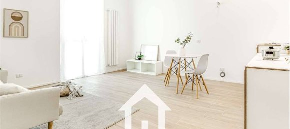 2 Schlafzimmer Wohnung in Milan, Italy, Nr. 319884 2