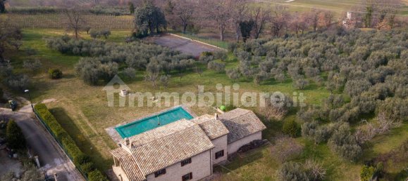 8 bedrooms House in Montefalco, Italy No. 128076 4