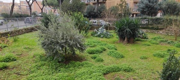 5 rooms Apartment in Rome, Italy No. 109407 7