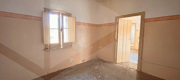 Casa de 4 habitaciónes en Bitetto, Italy No. 23228 6