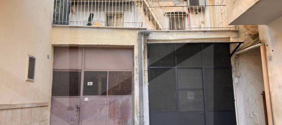 Casa de 4 habitaciónes en Bitetto, Italy No. 23228 4