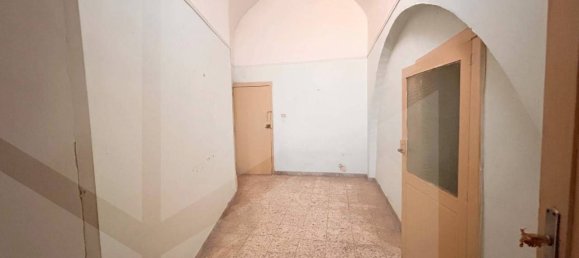 Casa de 4 habitaciónes en Bitetto, Italy No. 23228 9