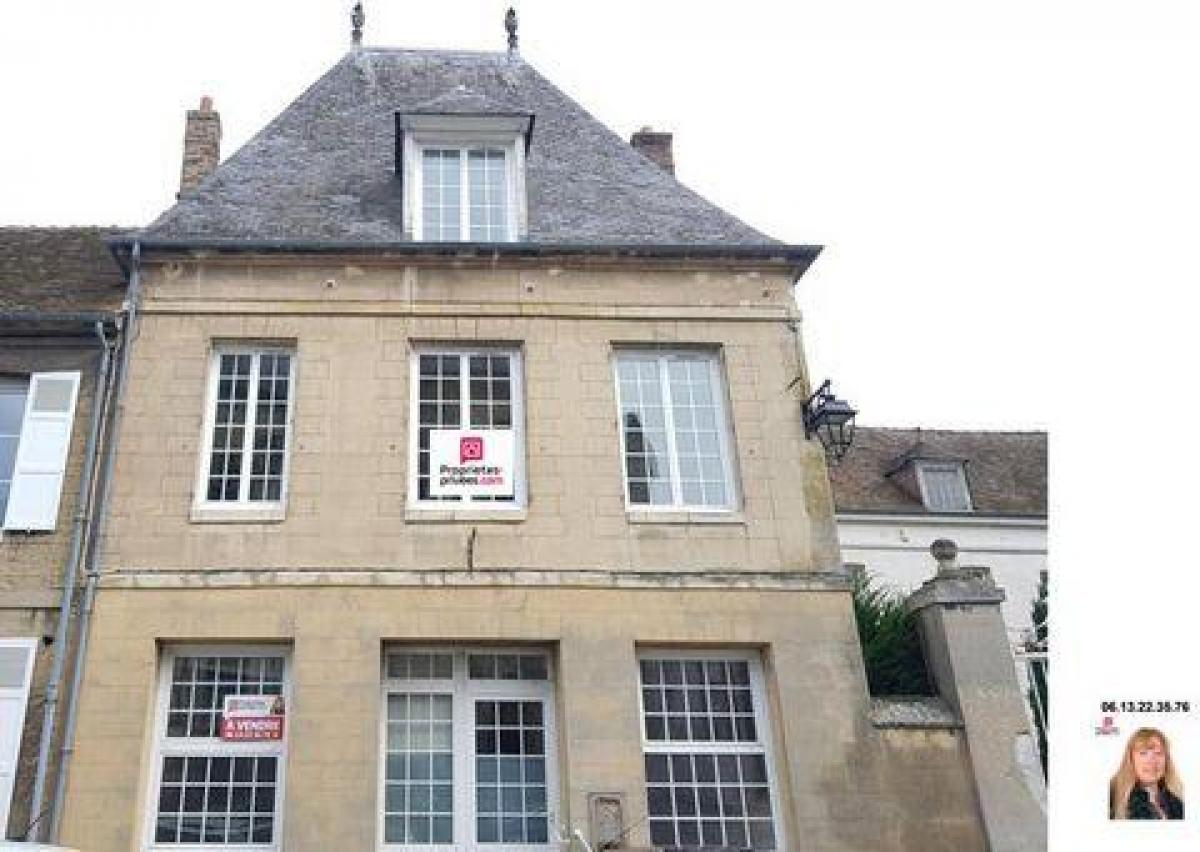 3 bedrooms House in Les Andelys, France No. 28402