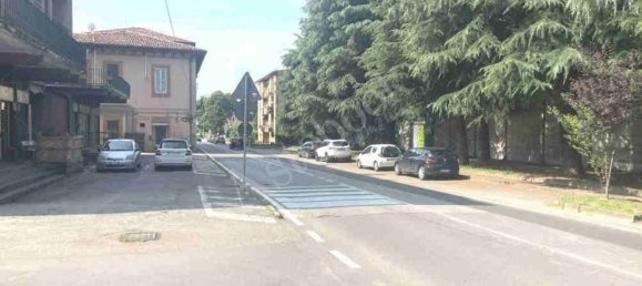 2 rooms Apartment in Merate, Italy No. 15762 20